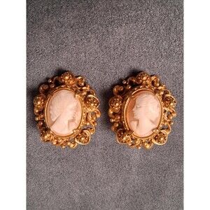 Vintage Florenza Cameo Earrings Carved Etruscan Style